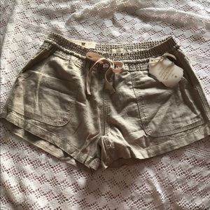 ✨sold✨Altar’d state shorts